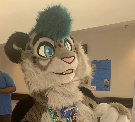 Frostbyte at a furry convention